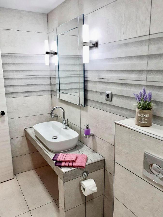 Avra Comfort Rooms Néa Potídea Kültér fotó