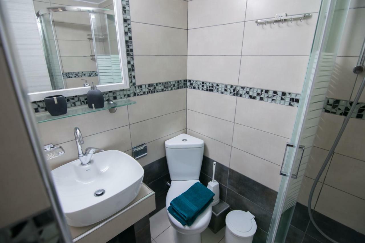Avra Comfort Rooms Néa Potídea Kültér fotó